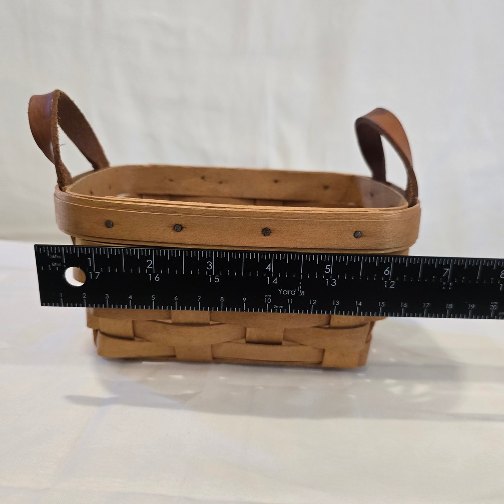 Longaberger Basket Handwoven Dresden OH 1998 Small Woven Basket Leather Handles - Picture 8 of 10